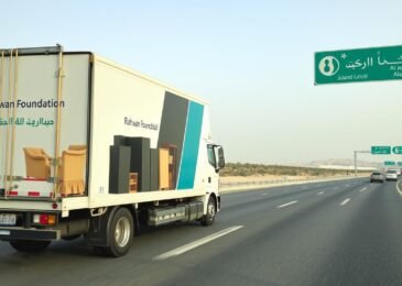 شاحنة نقل عفش من جدة إلى المجمعة تابعة لمؤسسة رهوان